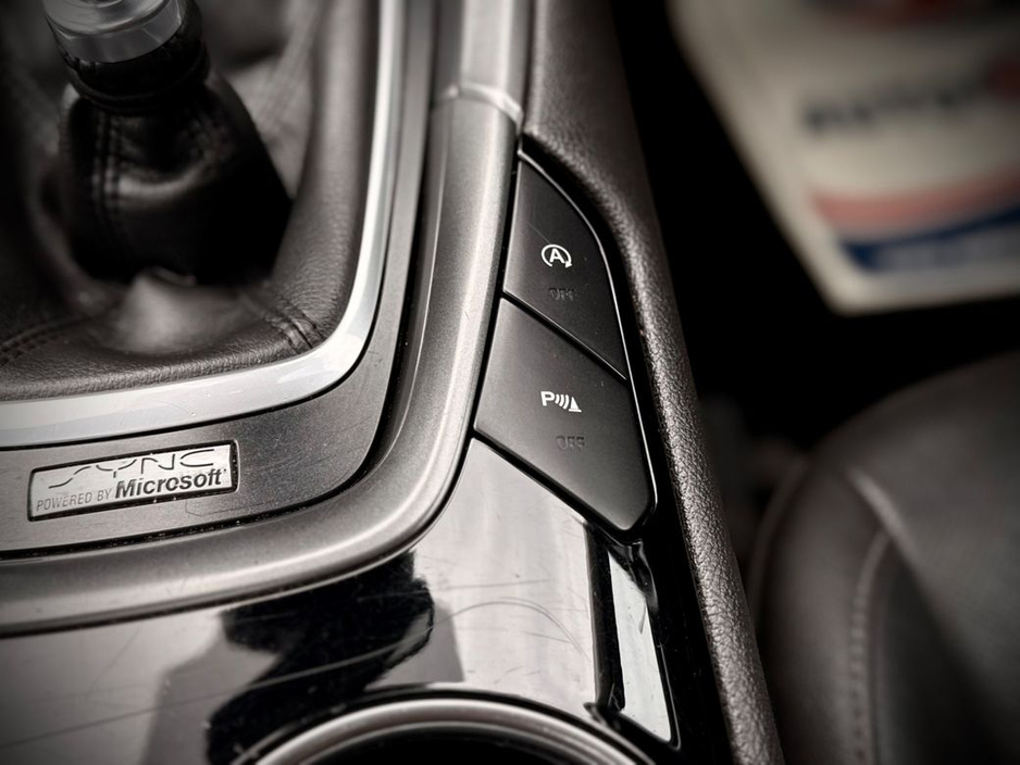 2016 Ford Mondeo - image 21