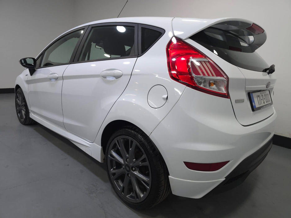 2017 Ford Fiesta  €11,950