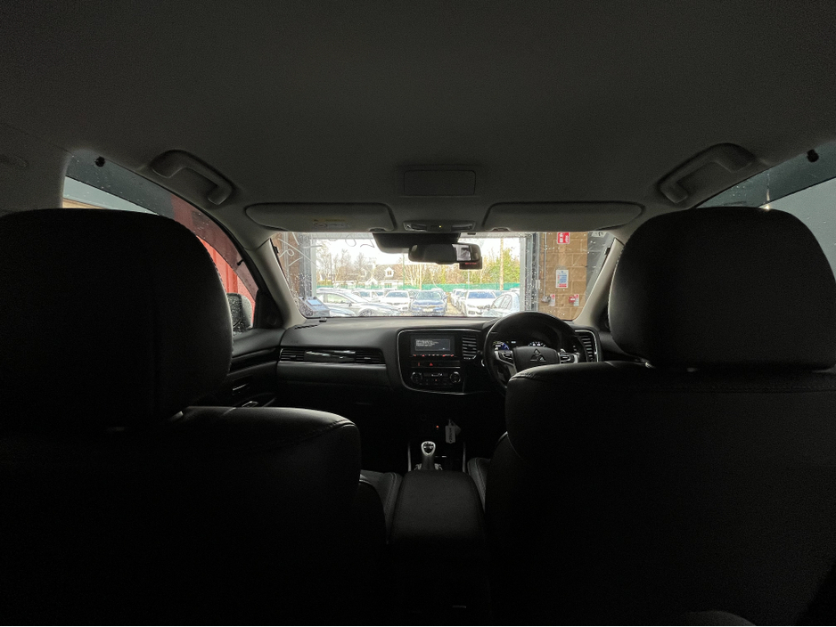 2019 Mitsubishi Outlander €21950 2019 MITSUBISHI OUTLANDER PHEV ED 2.4 AUTOMATIC / CRUISE CONTROL / REVERSE CAMERA / ELECTRIC HEATED SEATS / HEATED STEERING WHEEL €21,950