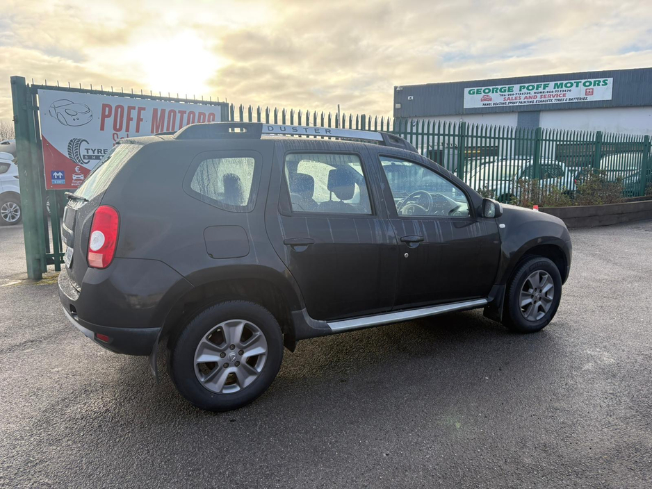 2015 Dacia Duster SIGNATURE 1.5 DCI 110 4X €8,950