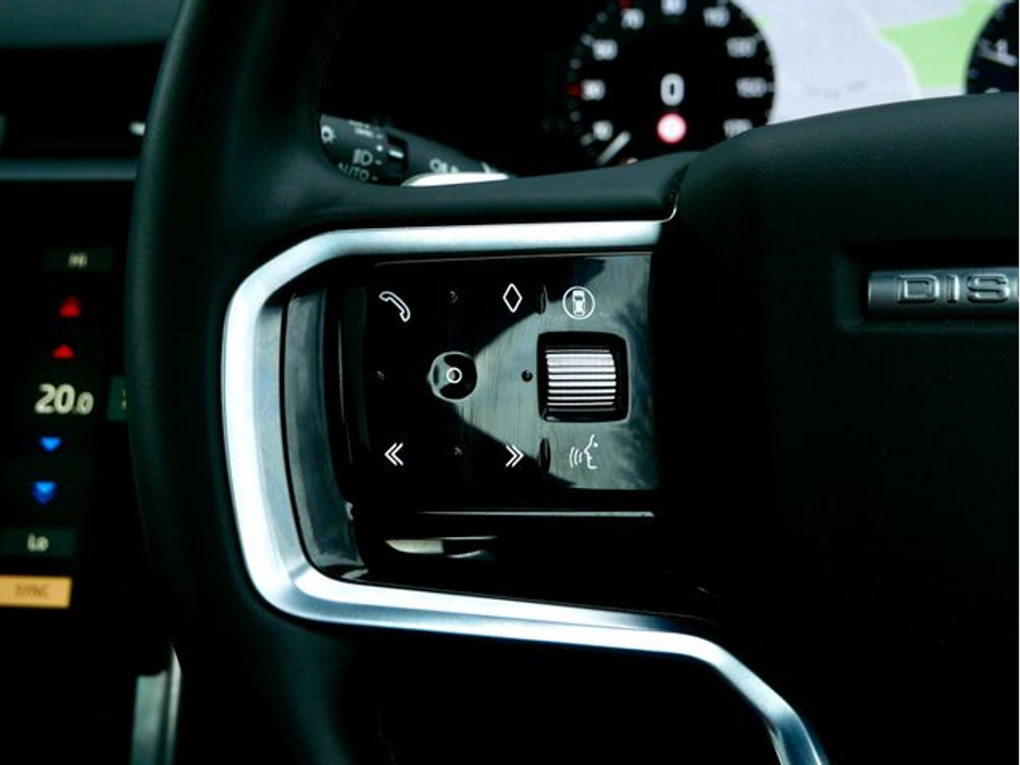 2024 Land Rover Discovery Sport - image 27