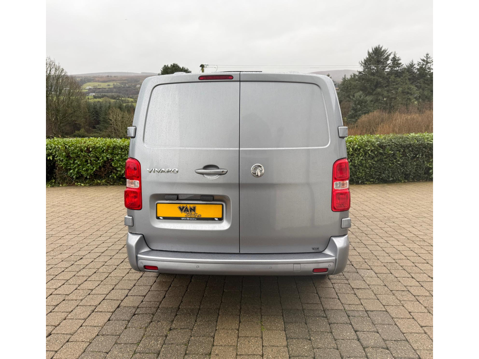 2022 Vauxhall Vivaro SPORTIVE LWB 120BHP €16,995