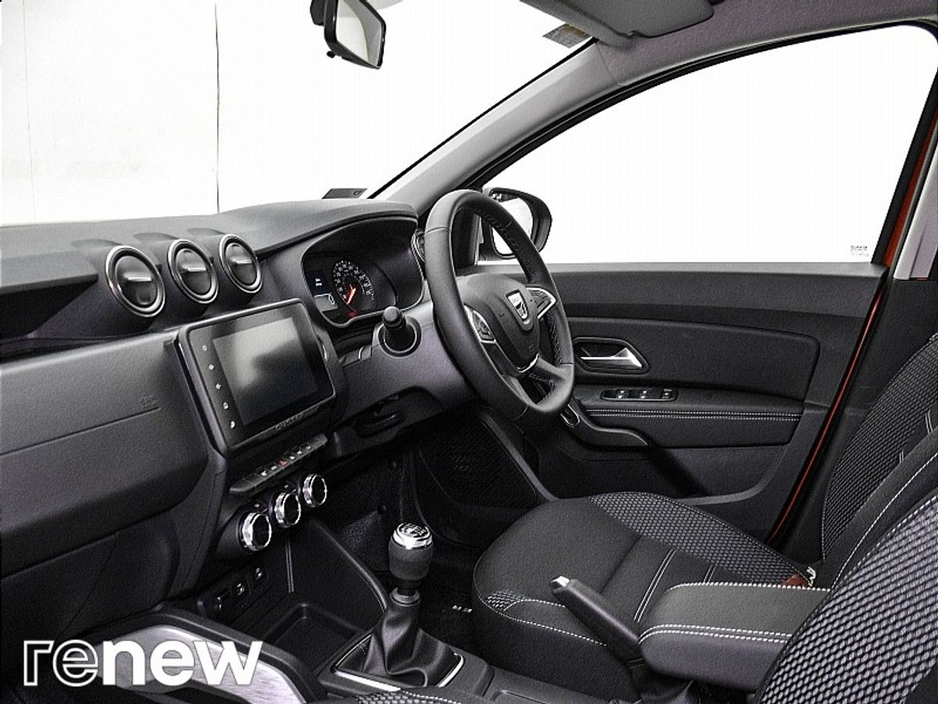 2022 Dacia Duster DUSTER PRESTIGE BLUE DCI 115 4 €18,060