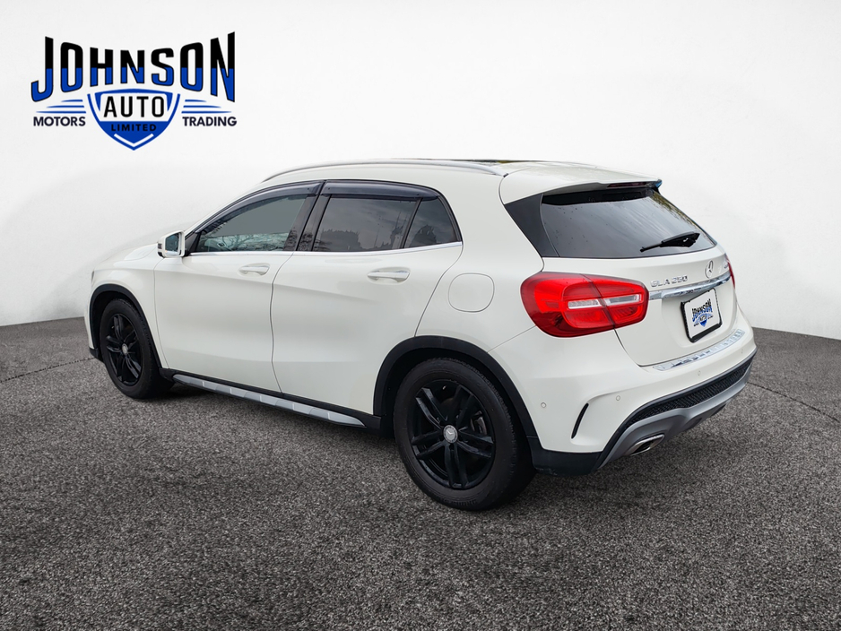 2016 Mercedes-Benz GLA Class - image 5