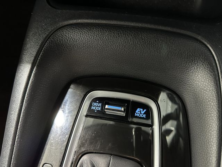 2019 Toyota Corolla Luna Self Charging Hybrid €20,800