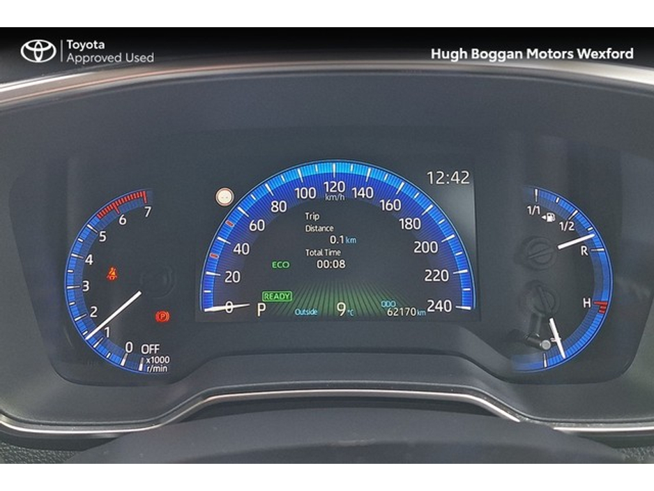 2021 Toyota Corolla HYBRID, REALLY LOW MILEAGE! €22,995