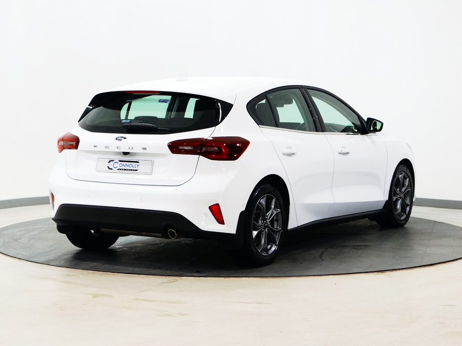 2024 Ford Focus *127* TITANIUM 5DR 1.0T 125 MHE €26,800