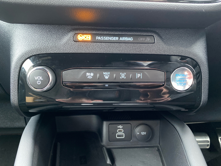 2025 Ford Kuga ST-Line 2.5 PHEV..20" wheels €42,950