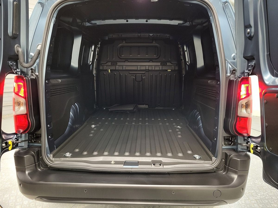 2025 Citroen Berlingo BlueHDi 100 LWB From €83 Per Week €19,500