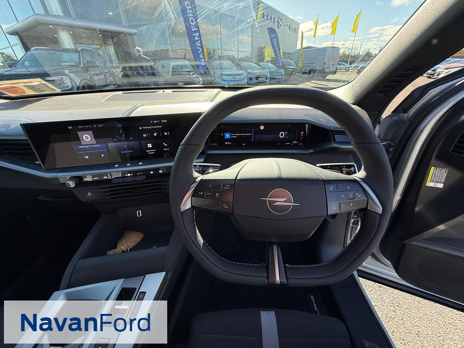 2026 Opel Grandland - image 15