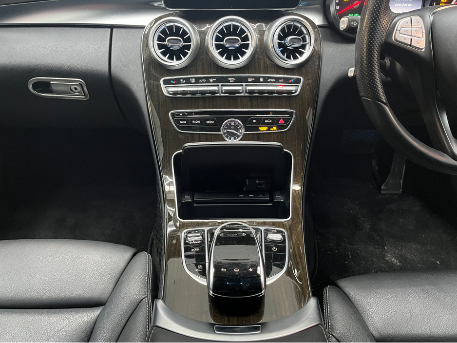 2016 Mercedes-Benz C Class €17950! 2016 MERCEDES-BENZ C350E STATIONWAGON AVANTGARDE 2.0 AUTOMATIC / CRUISE CONTROL / REVERSE CAMERA / ELECTRIC MEMORY & HEATED SEATS €17,950