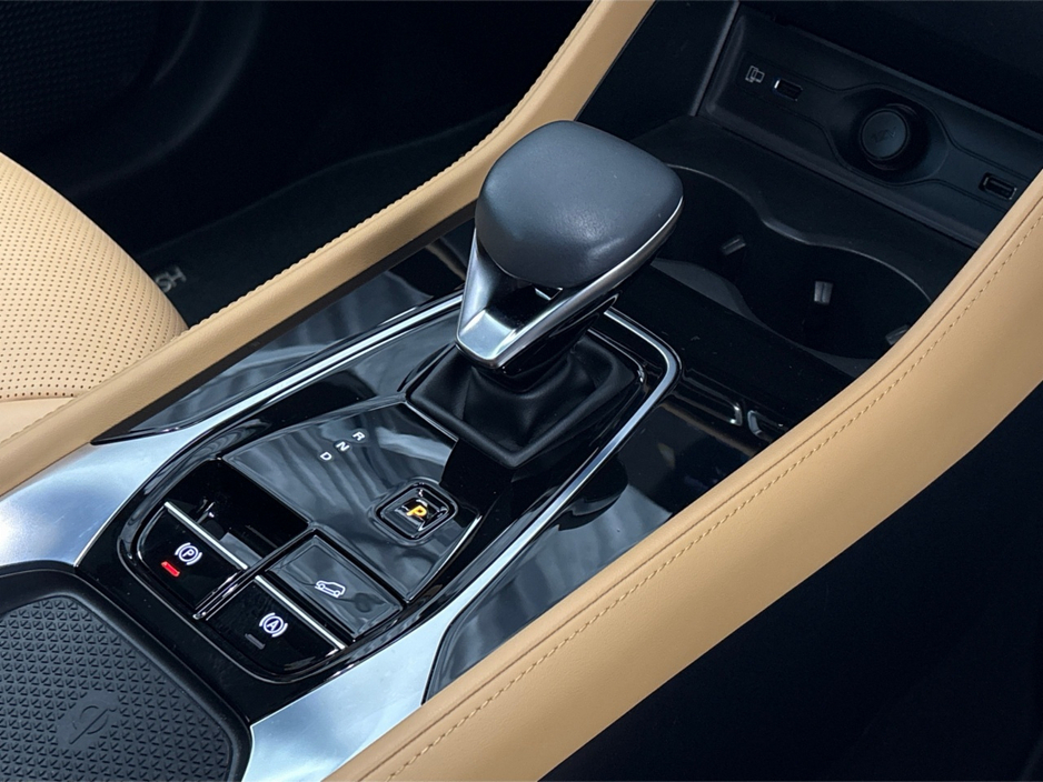 2025 MG HS HSE EXCLUSIVE PHEV - 24.7KWH**EX DEMO**TAN LEATHER**ADAPTIVE CRUSIE CONTROL**FRONT & REAR PARKING SENSORS**360 DEGREE CAMERA**SMART TAILGATE**ANDROID AUTO/APPLE CARPLAY**FINANCE ARRANGED* €38,995