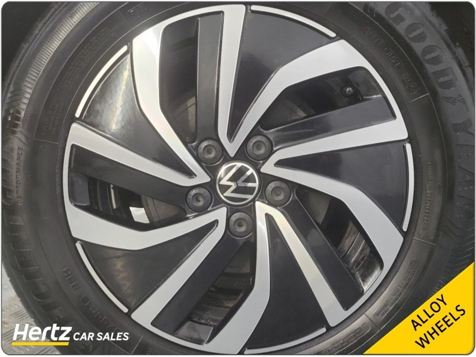 2024 Volkswagen Polo - image 11