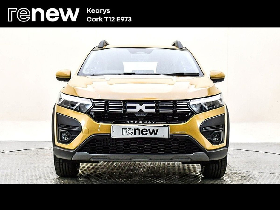 2025 Dacia Sandero Stepway Expression TCe 90 GSR2 €22,900