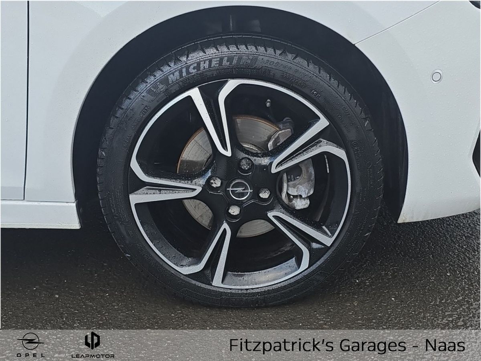 2025 Opel Corsa GS 1.2i Demo with 3.9% Finance Available & Price Includes €1,000 Scrappage Allowance. €26,950