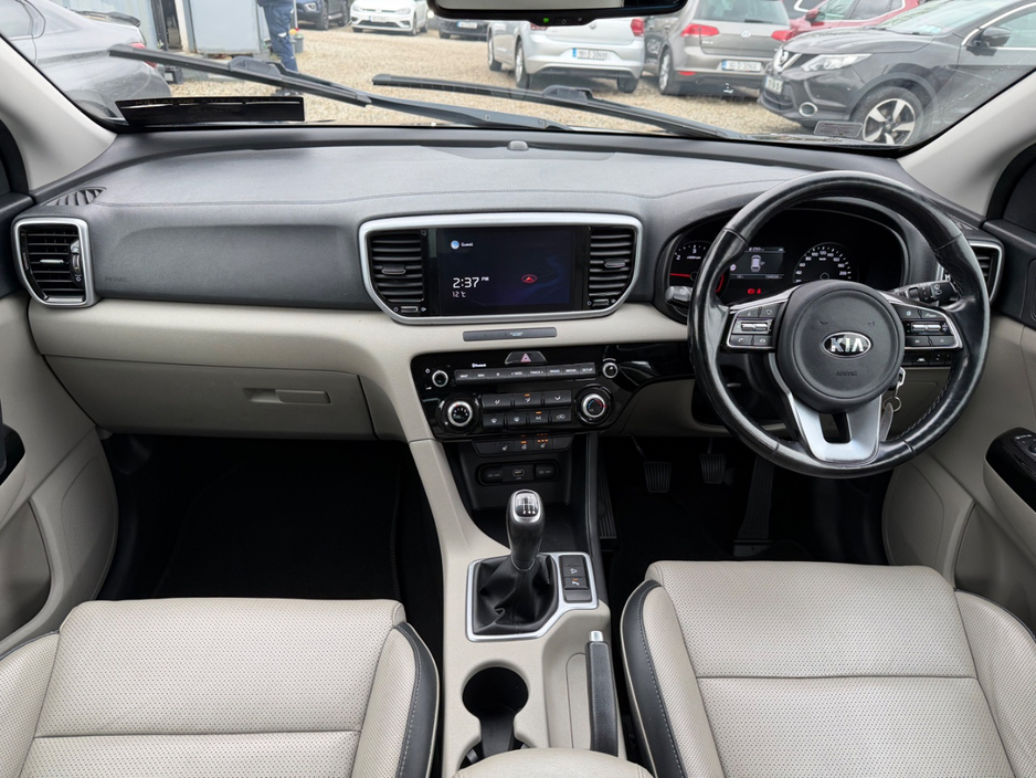 2021 Kia Sportage - image 17