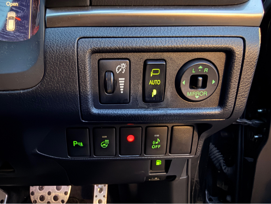 2016 Lexus CT 200 h - image 17