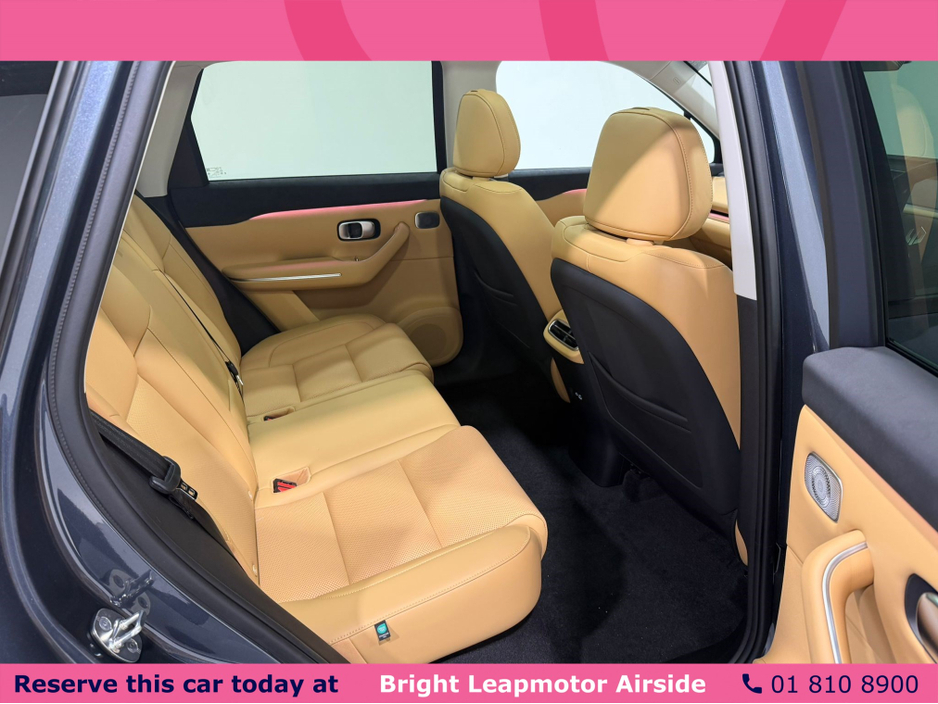 2026 Leapmotor C10 - image 21