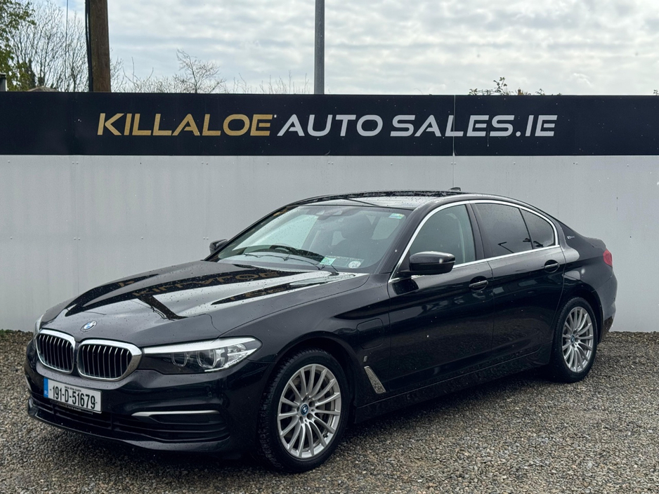 2019 BMW 5 Series - image 3