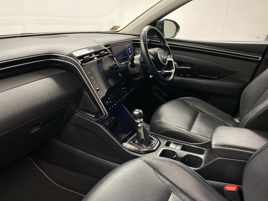 2023 Hyundai Tucson - image 2