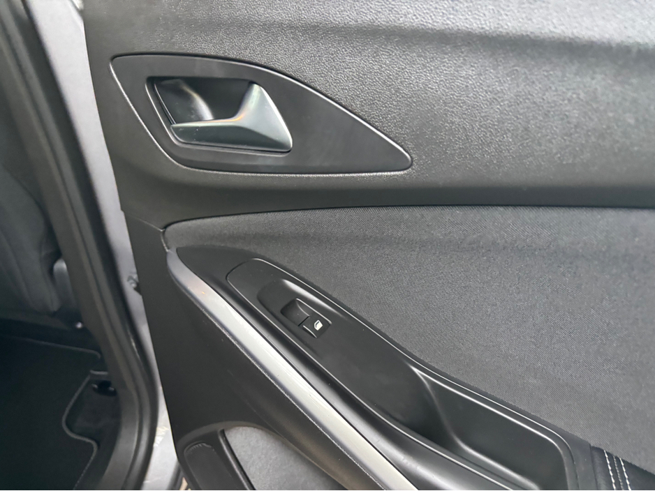 2019 Opel Grandland X - image 4