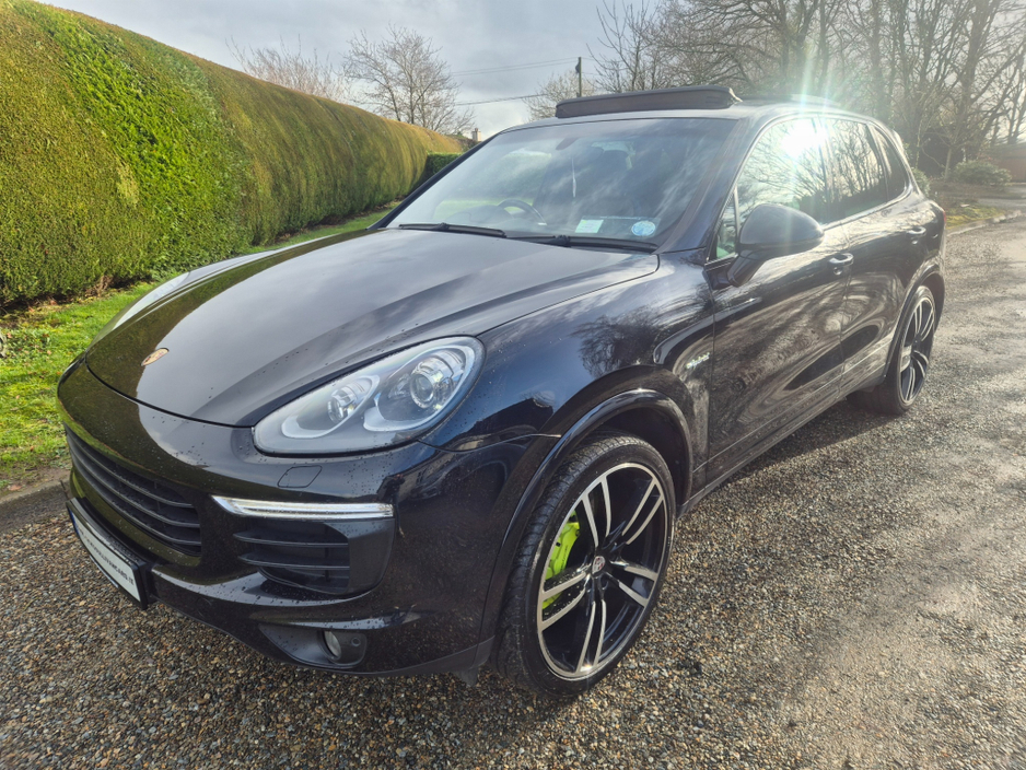 2016 Porsche Cayenne 3.0 S E-HYBRID 5DR AUTO €32,995