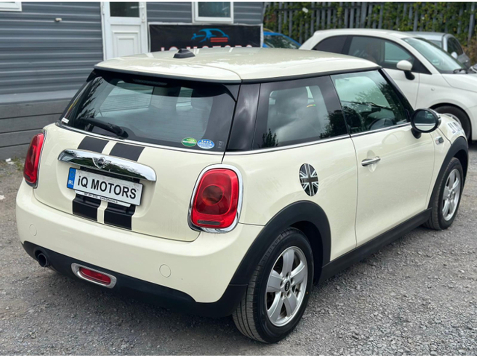 2017 MINI Cooper - image 11