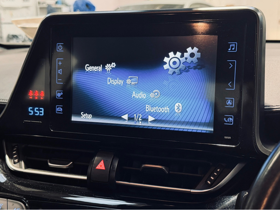 2018 Toyota C-HR - image 14