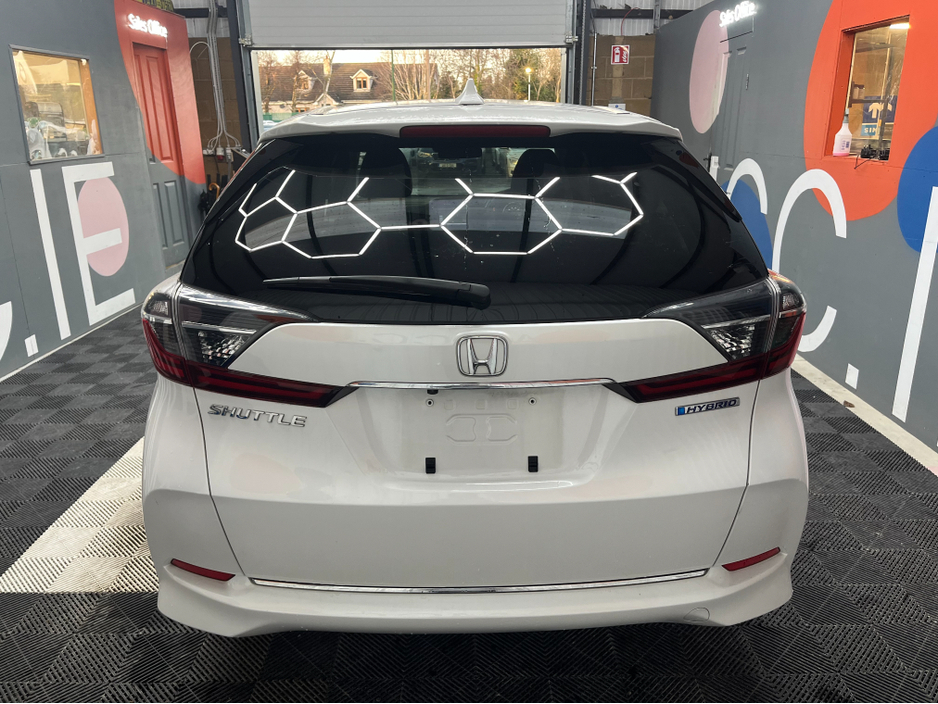 2020 Honda Shuttle €15950 2020 HONDA SHUTTLE HYBRID 1.5 AUTOMATIC / CRUISE CONTORL / REVERSE CAMERA €15,950