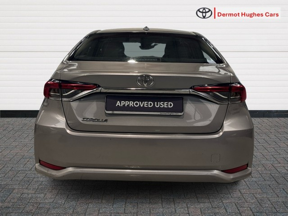 2019 Toyota Corolla - image 4