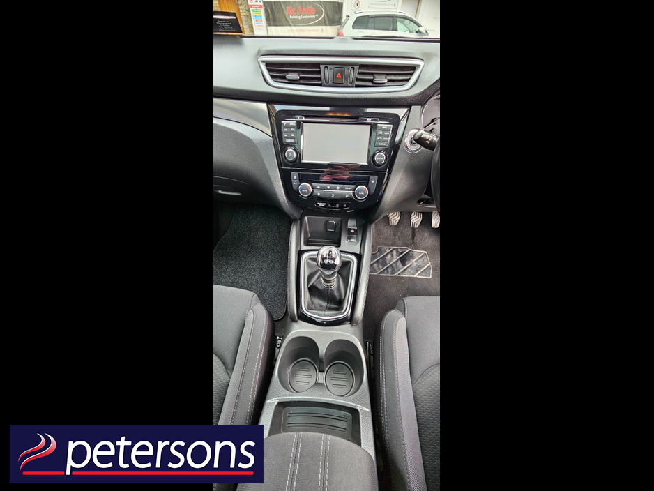 2018 Nissan Qashqai - image 25