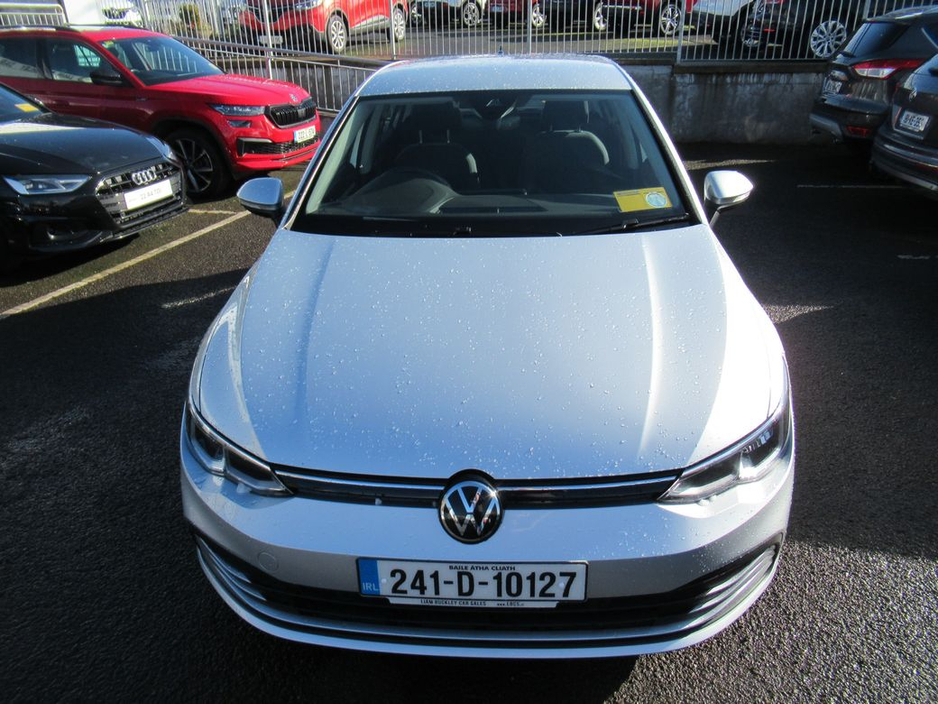 2024 Volkswagen Golf Life 2.0 TDI 115HP 5DR €30,950