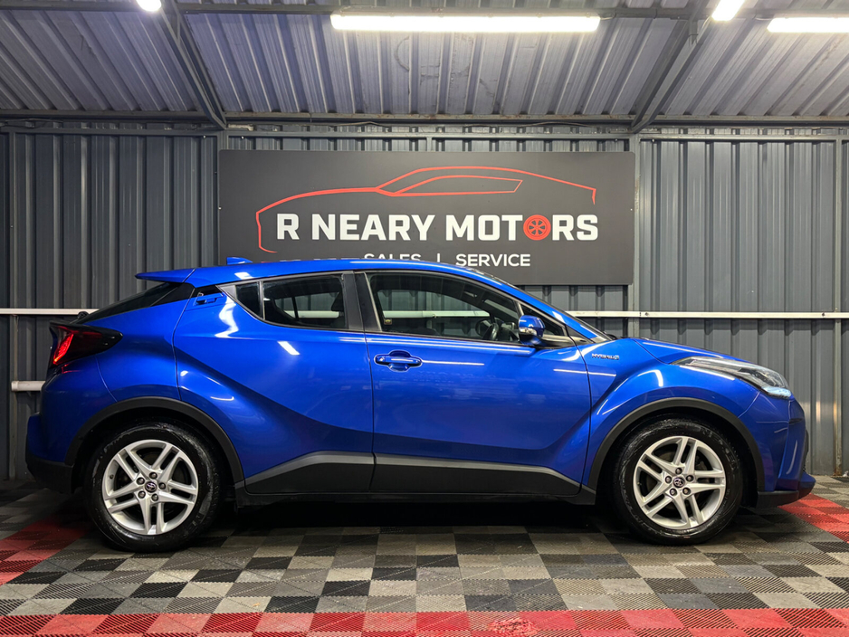 2021 Toyota C-HR 1.8 HYBRID LUNA €22,950