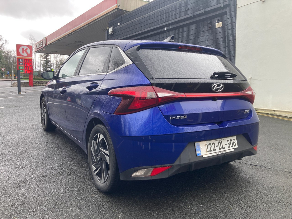 2022 Hyundai i20 - image 2