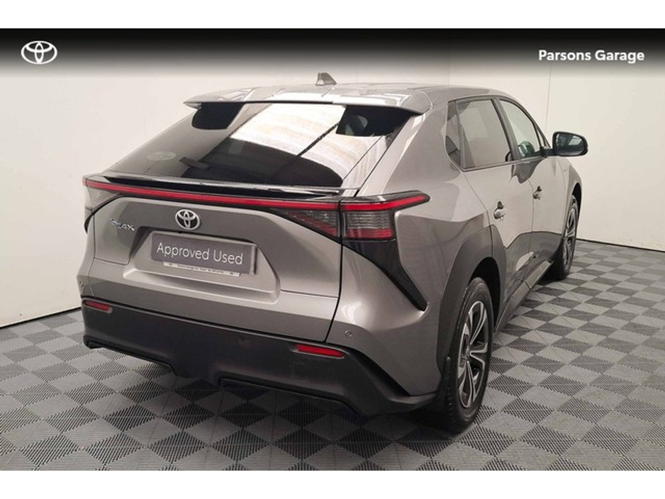 2024 Toyota bZ4X  €34,995