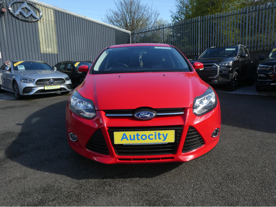 2012 Ford Focus - image 5