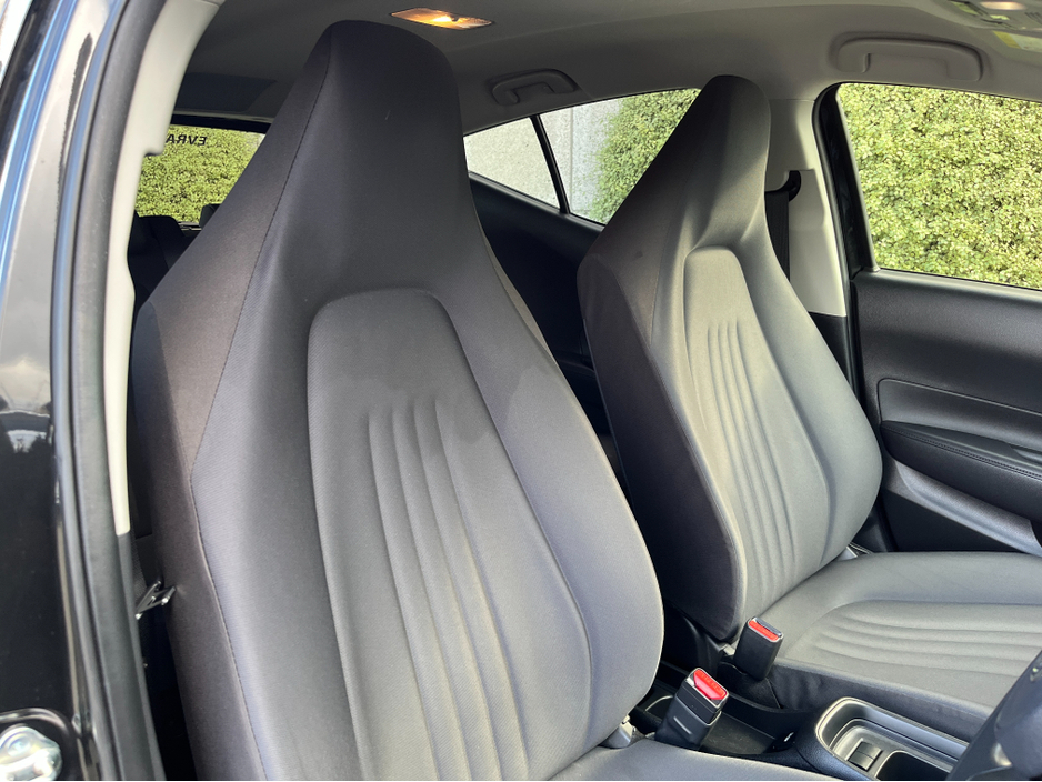 2021 Toyota Aqua AUTOMATIC HYBRID 1.5 PETROL //ADAPTIVE CRUISE CONTROL//CARPLAY//KEYLESS ENTRY//REVERSE CAMERA// €16,950