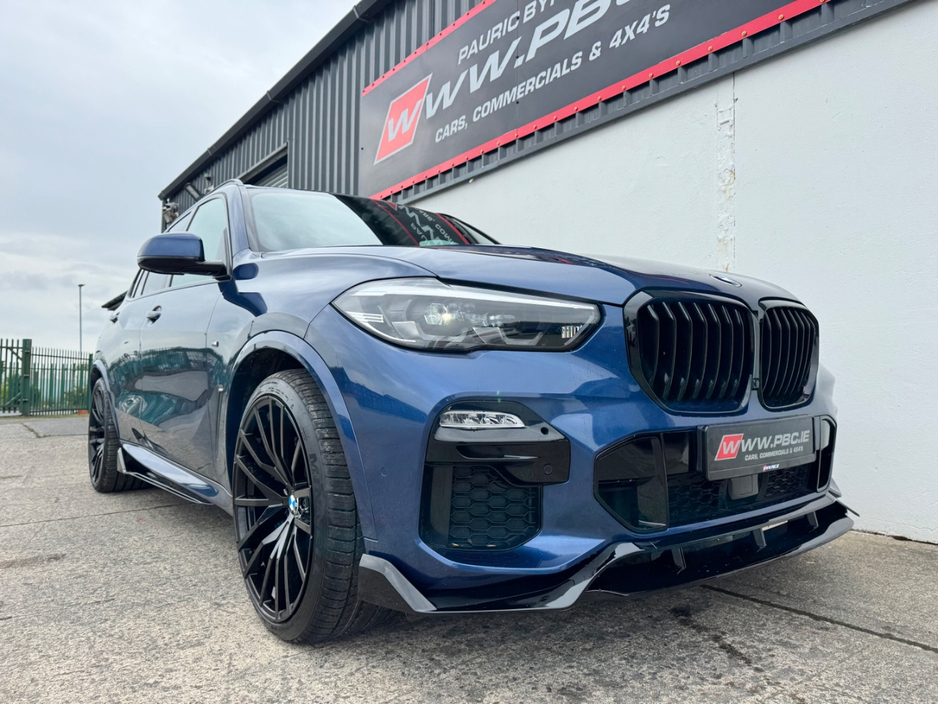 2022 BMW X5 - image 9