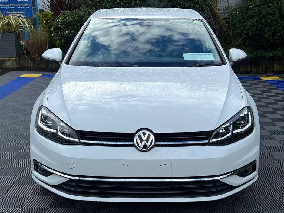 2019 Volkswagen Golf - image 14