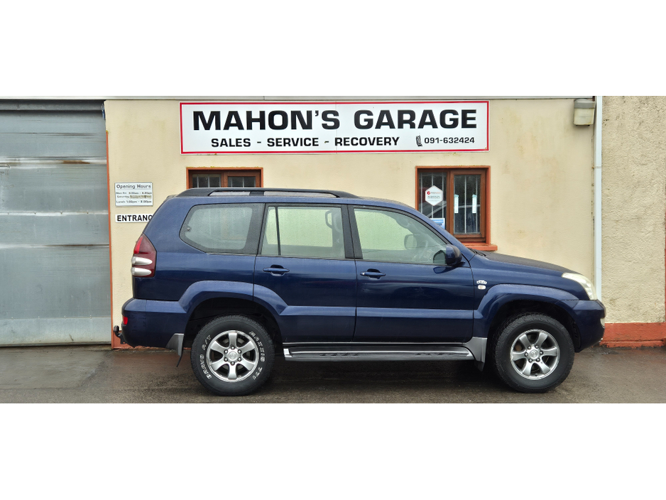 2007 Toyota Landcruiser - image 2