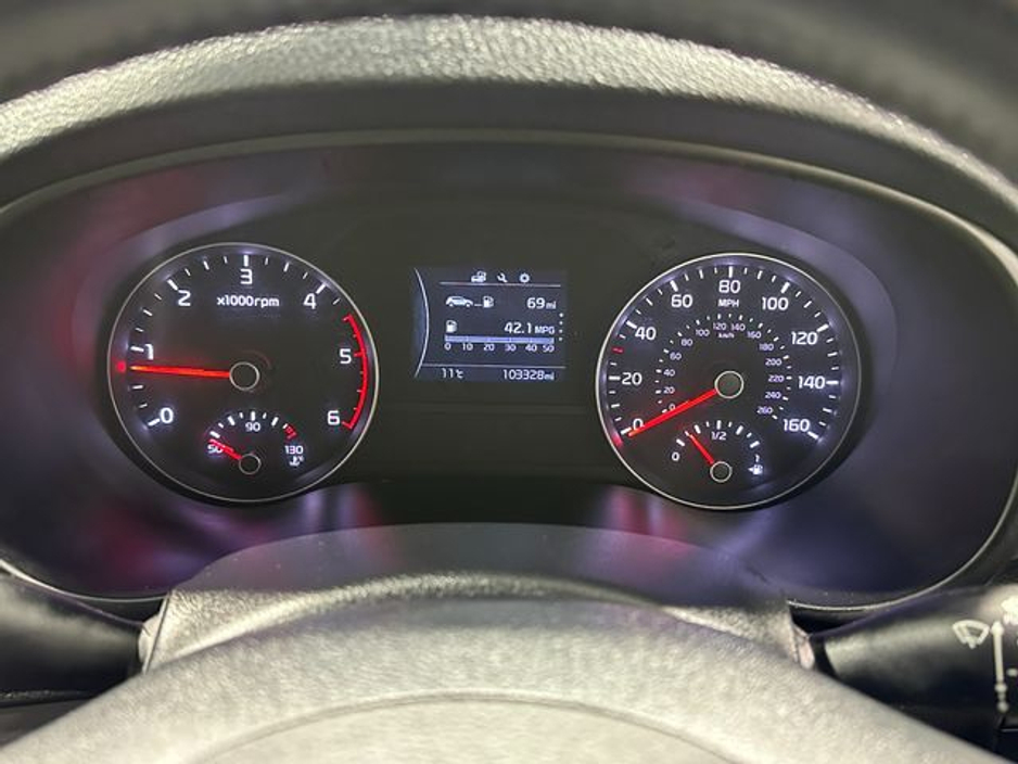 2016 Kia Sportage - image 13