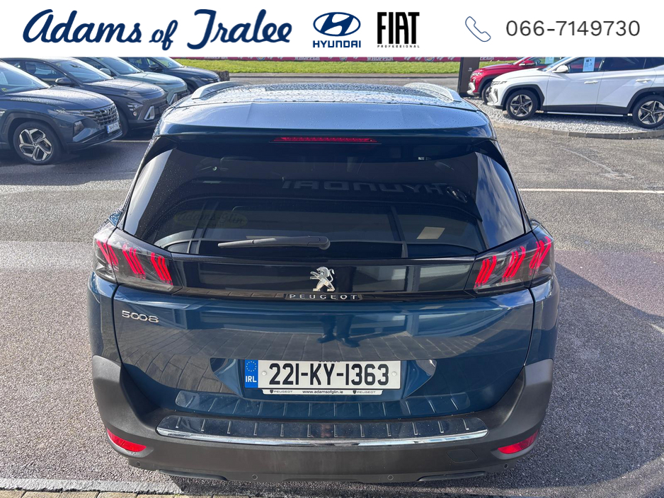 2022 Peugeot 5008 - image 6