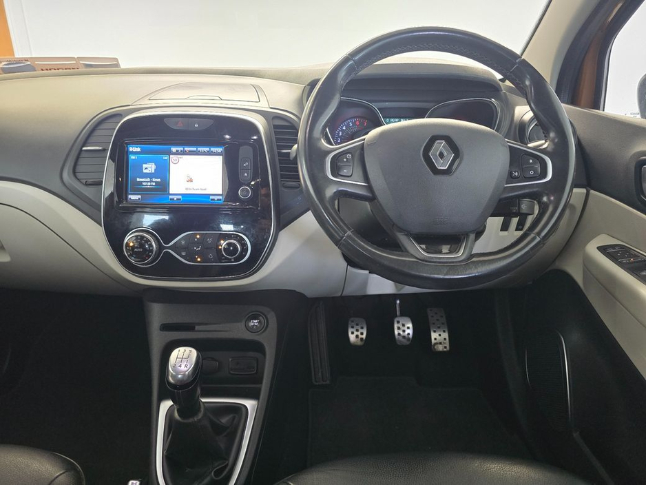 2018 Renault Captur - image 7