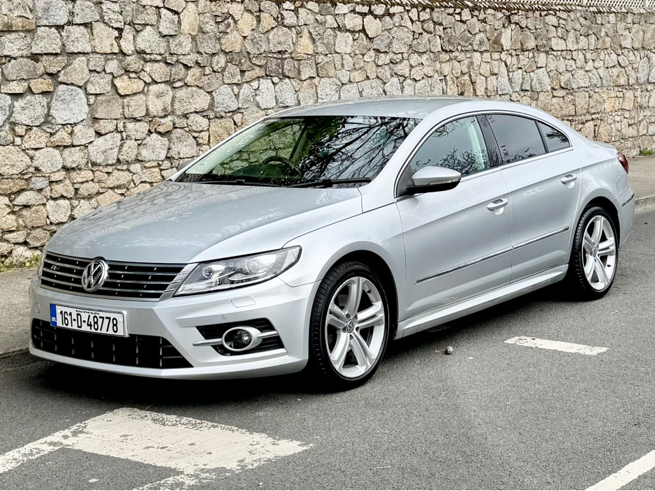 2016 Volkswagen Passat - image 12