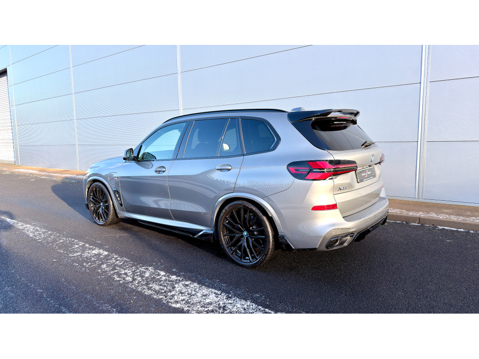 2024 BMW X5 XDRIVE50E M SPORT AUTO €92,950