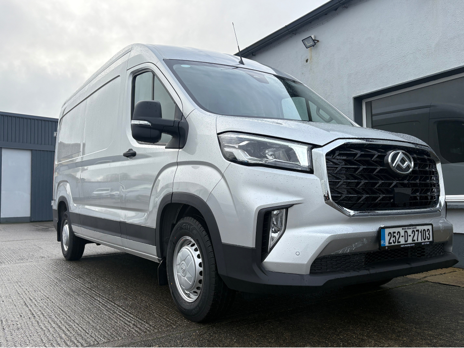 2025 Maxus Deliver 9 PV LH FWD BASE EVIE €27,950