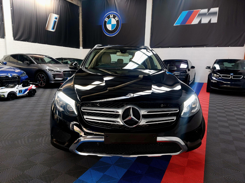 2019 Mercedes-Benz GLC Class - image 2