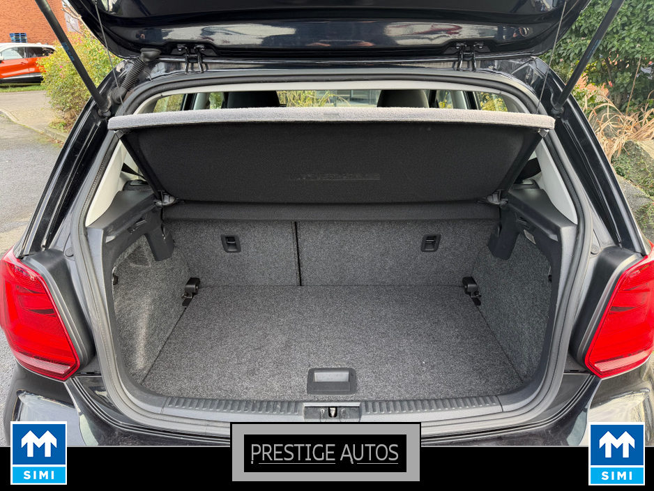 2015 Volkswagen Polo 1.2 PETROL COMFORT LINE AUTO ONLY 25000 KLM *CAR ID 94* €11,950