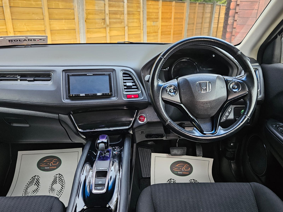 2015 Honda Vezel - image 21