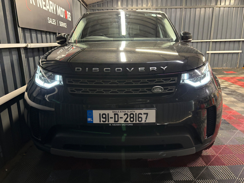 2019 Land Rover Discovery - image 7